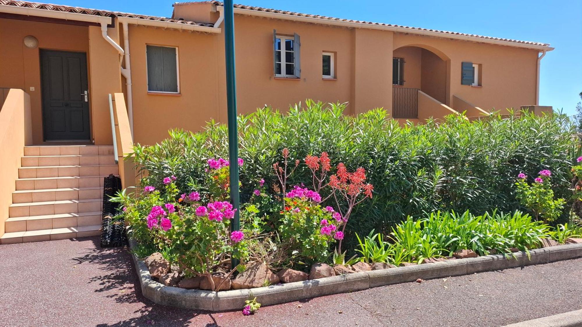 Apartmán Rochemarine Panoramic Théoule-sur-Mer Exteriér fotografie